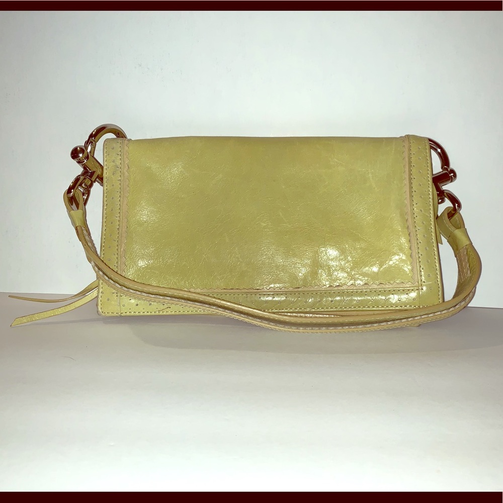 Paola by Perlina Clutch